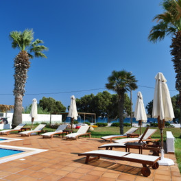 Maltezana Beach hotel