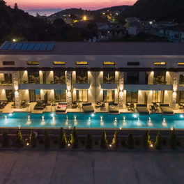 Lan-go Luxury Living