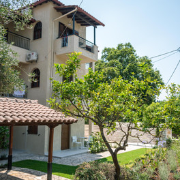 Sivota Gardens