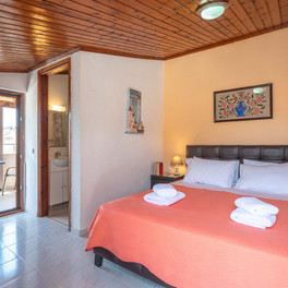Virvilis Apartments