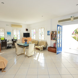 Marcos Beach Hotel