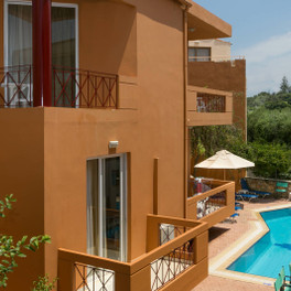 Elotia16