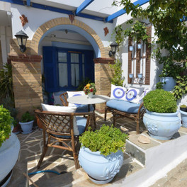Pelagia Beach studios