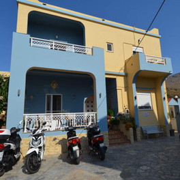 Papafotis Apartments & Suites