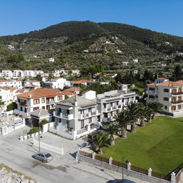 Olia Green Residence
