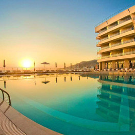 Konstantinos Palace