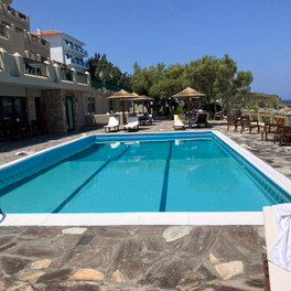 Hotel Cavos Bay