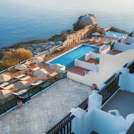 Hotel Cavos Bay