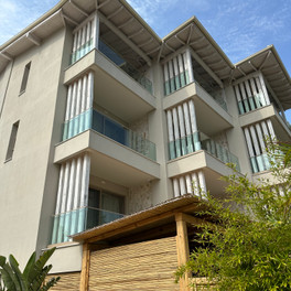 Mako Sea & Suites