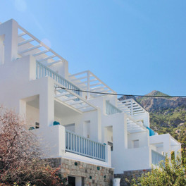Enilion Luxury Suites