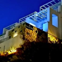 Enilion Luxury Suites