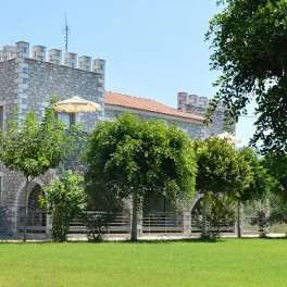 Nefeli Apartments