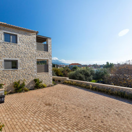 Linari Villas