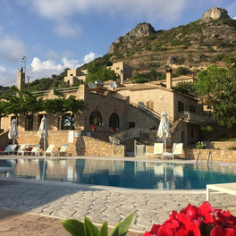 Kolokotronis Hotel