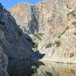 Pláž Lake Kakia Lagada