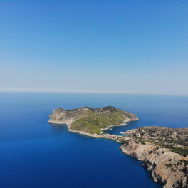 Assos