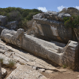 Kouros Apollonas