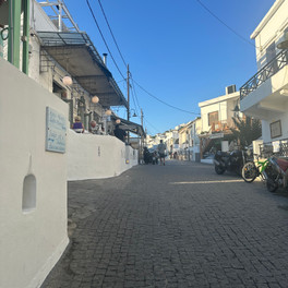 Skyros - město