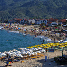 Pláž Sarti
